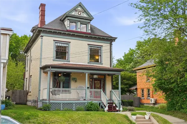 44 S Bryant Ave, Pittsburgh, PA 15202