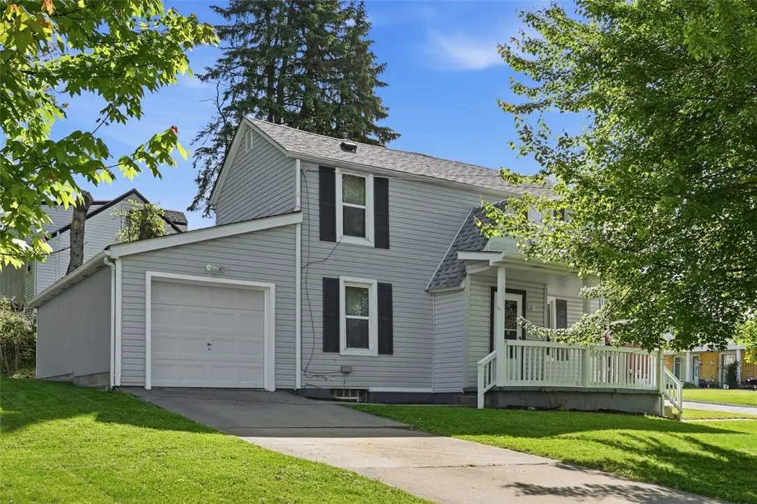 809 Frank St, West Mifflin, PA 15122 - #1