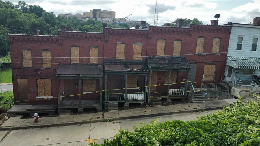 2950 Orbin St, Pittsburgh, PA 15219 - #2