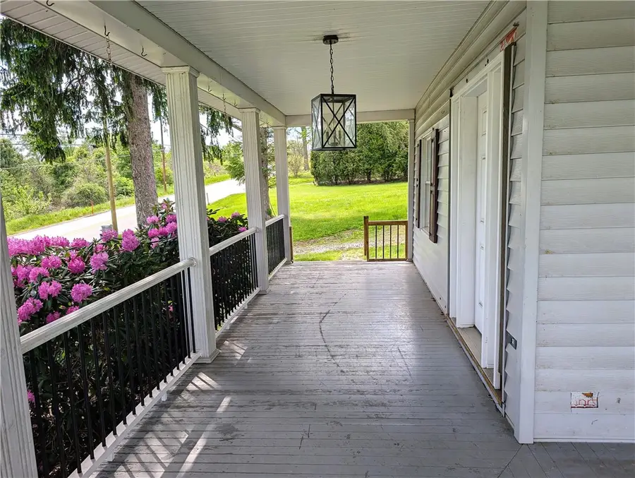 344 New Salem Rd, Uniontown, PA 15401 - #2