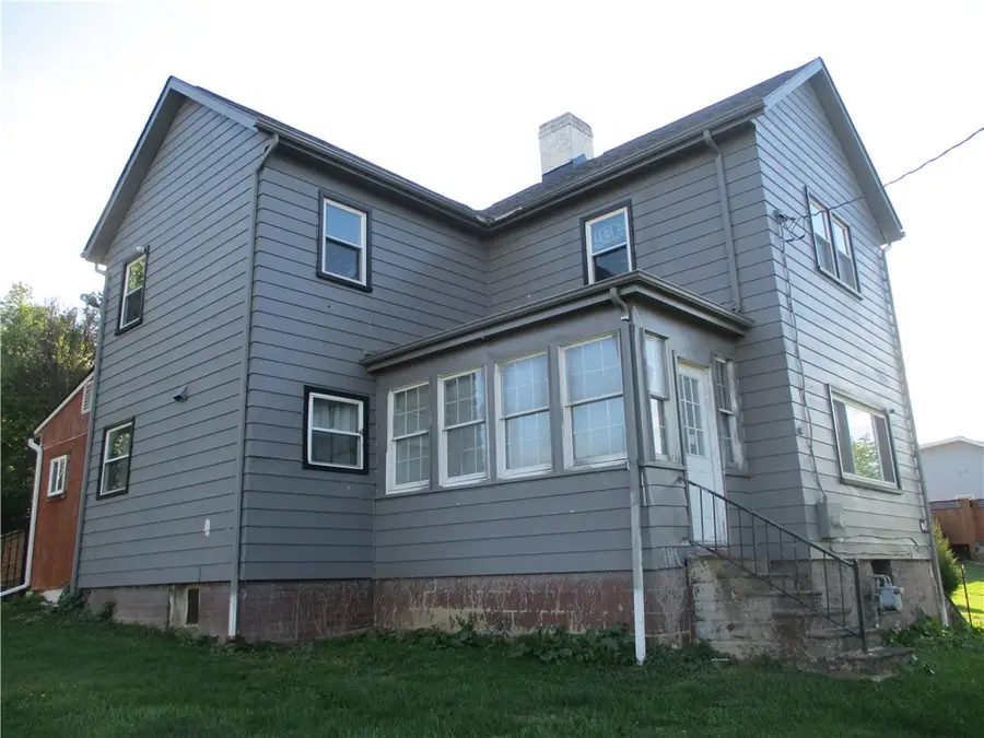 293 Hillcrest Dr, California, PA 15419 - #2