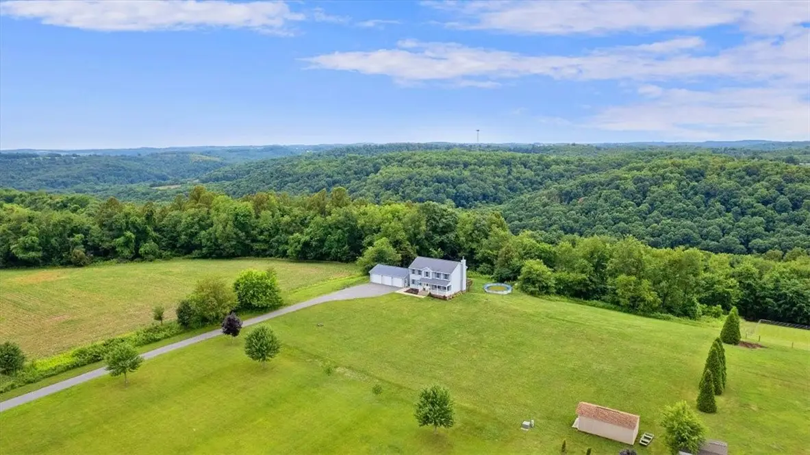 3251 Grandview Rd, Ellwood City, PA 16117 - #1