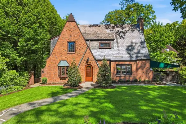 39 Windsor Road, Pittsburgh, PA 15215