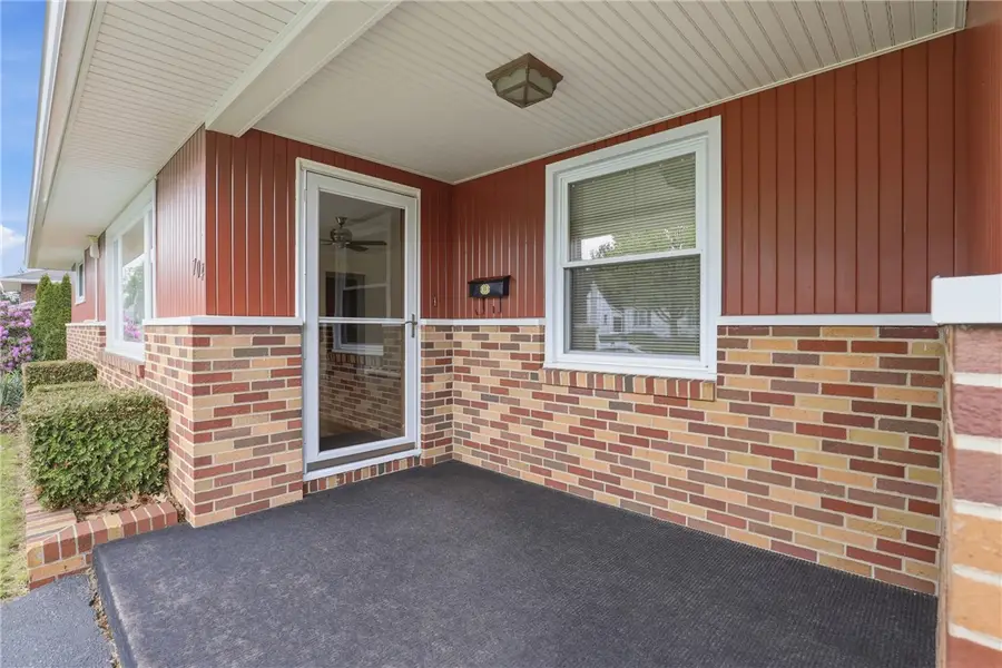 704 Lawrence Street, Johnstown, PA 15904 - #2