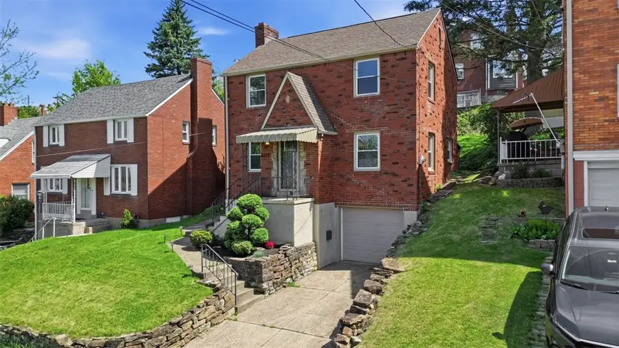 3215 Shadyway Dr, Pittsburgh, PA 15227 - #2