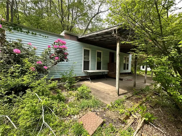 179 Sharon Rd, Greenville, PA 16125