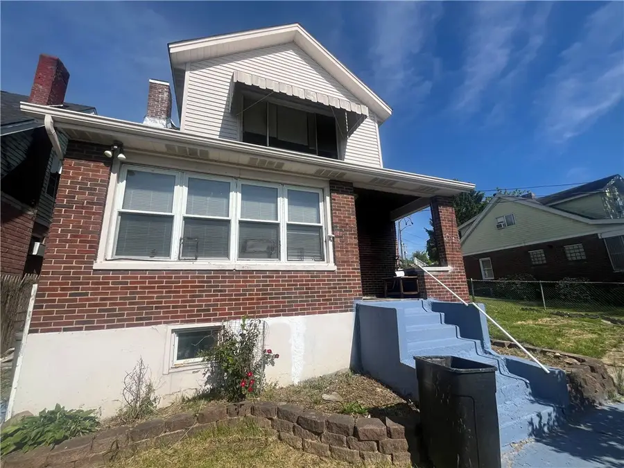 729 Ohio Ave, Glassport, PA 15045 - #2