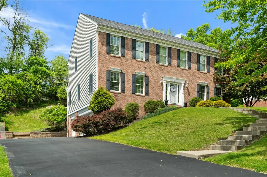 1610 Heritage Dr, Pittsburgh, PA 15237 - #2