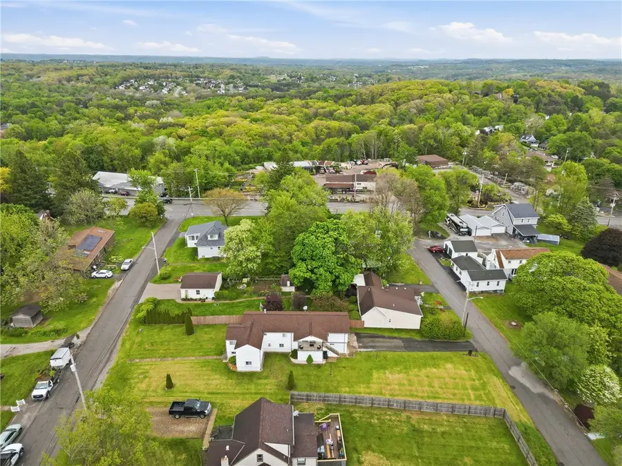 109 Gross Drive, Aliquippa, PA 15001 - #2