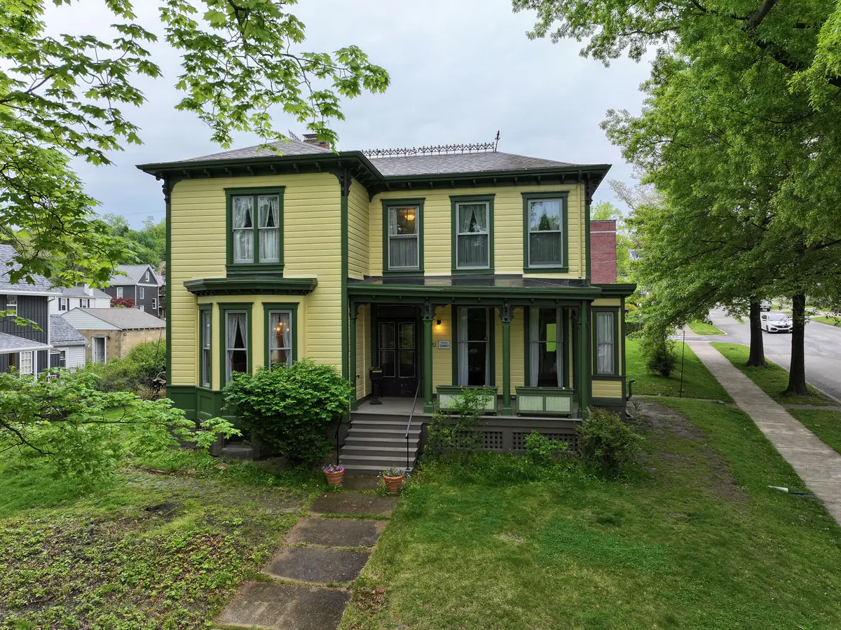 700 4th Street, Oakmont, PA 15139 - #1