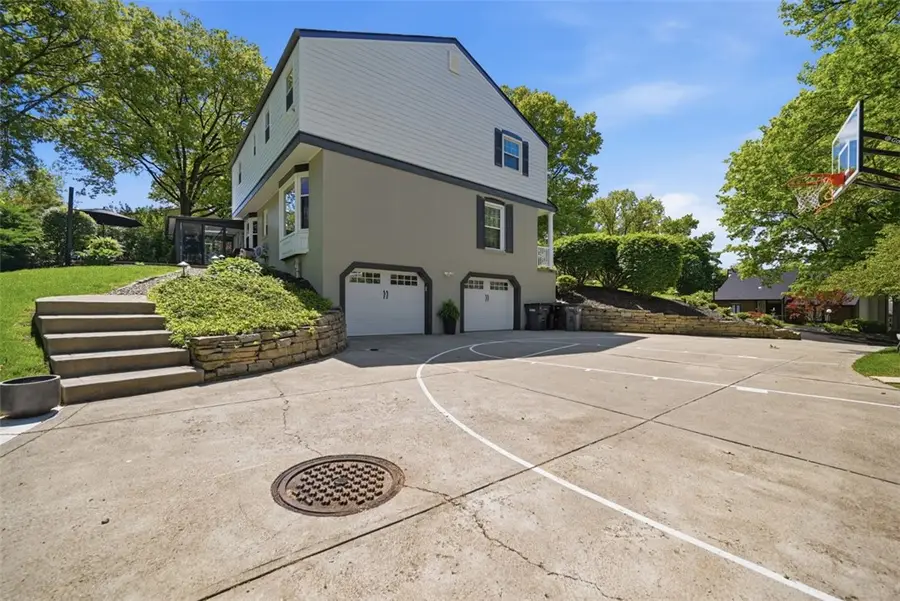 246 Trotwood West Dr, Pittsburgh, PA 15241 - #3