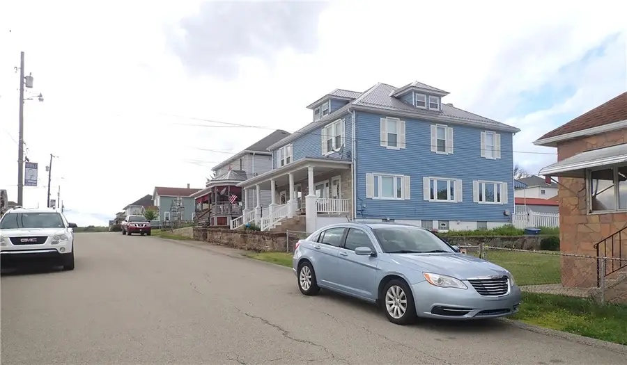 44 Fairgarden Street, Republic, PA 15475 - #3