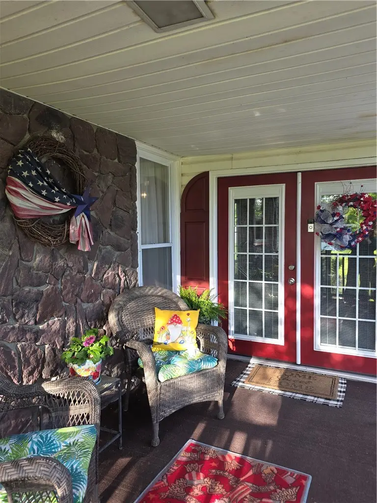 409 Oak St, Hopwood, PA 15445 - #3
