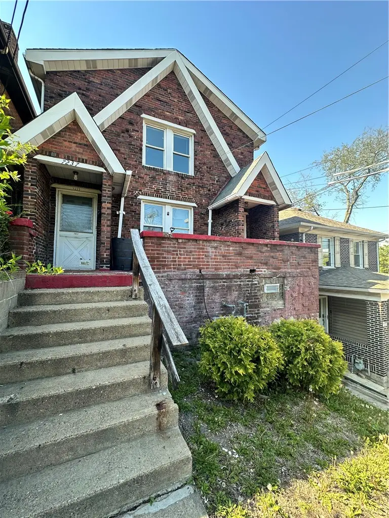 7237 Whipple St, Pittsburgh, PA 15218 - #2