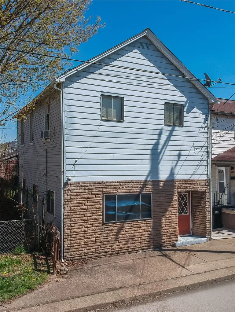 330 Beaver Ave, Aliquippa, PA 15001 - #1