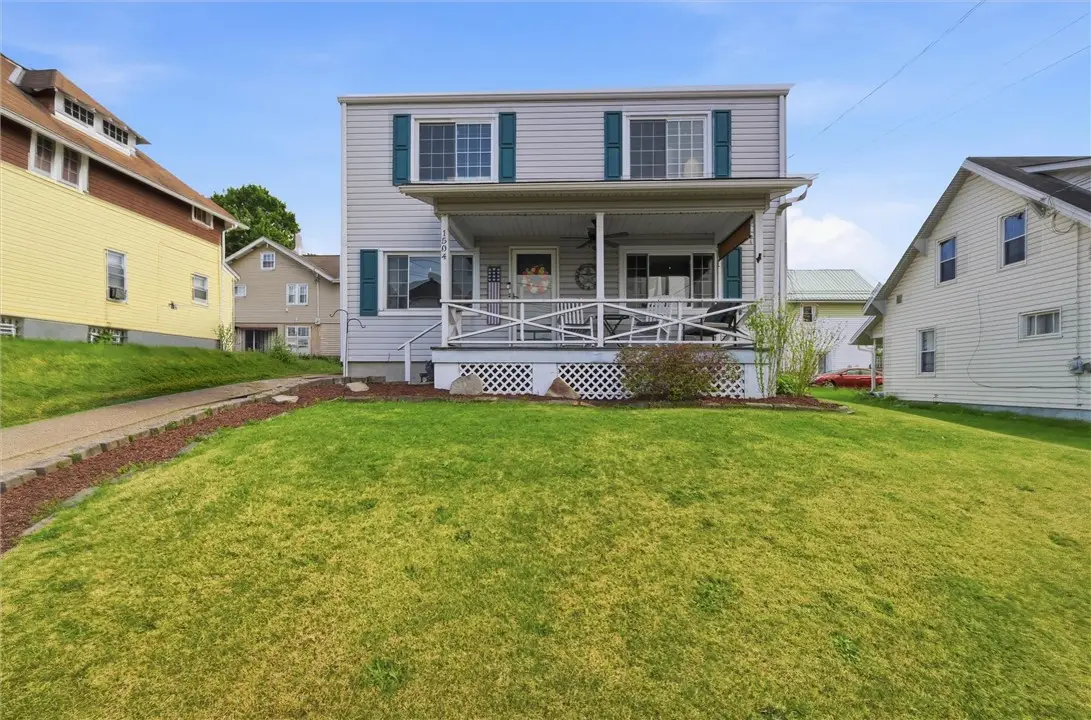 1504 7th St, New Kensington, PA 15068 - #1