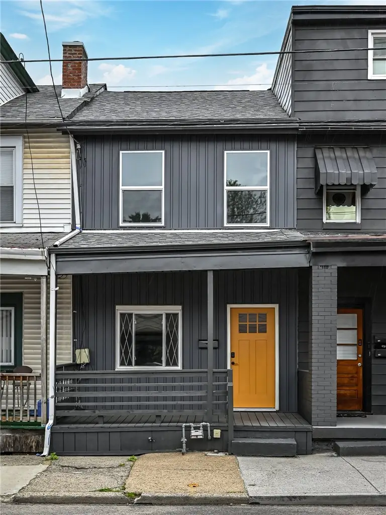 15 1/2 Sherman, Pittsburgh, PA 15209 - #1