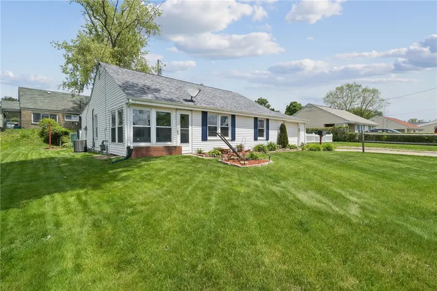 109 Florida Ave, New Kensington, PA 15068 - #3