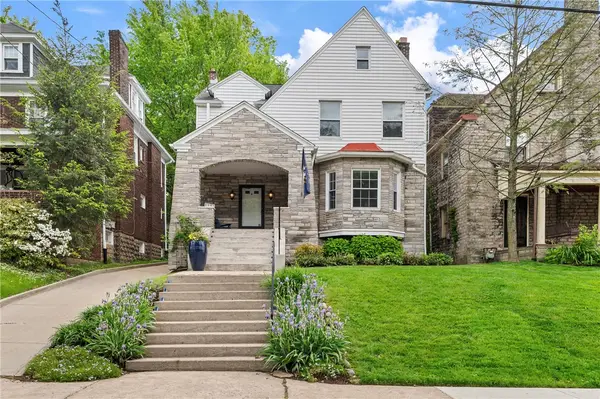 5440 Bartlett St, Pittsburgh, PA 15217