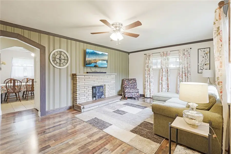 122 Hillcrest Dr, Pittsburgh, PA 15237 - #3