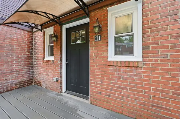 11 Lee Ave, Pittsburgh, PA 15221