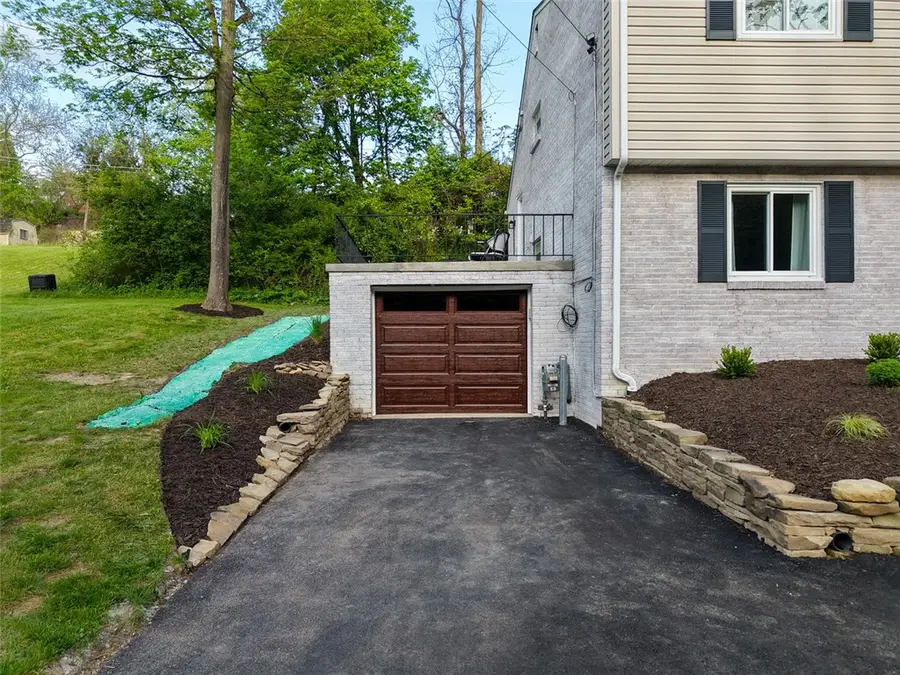 2661 Old Washington Rd, Pittsburgh, PA 15241 - #2