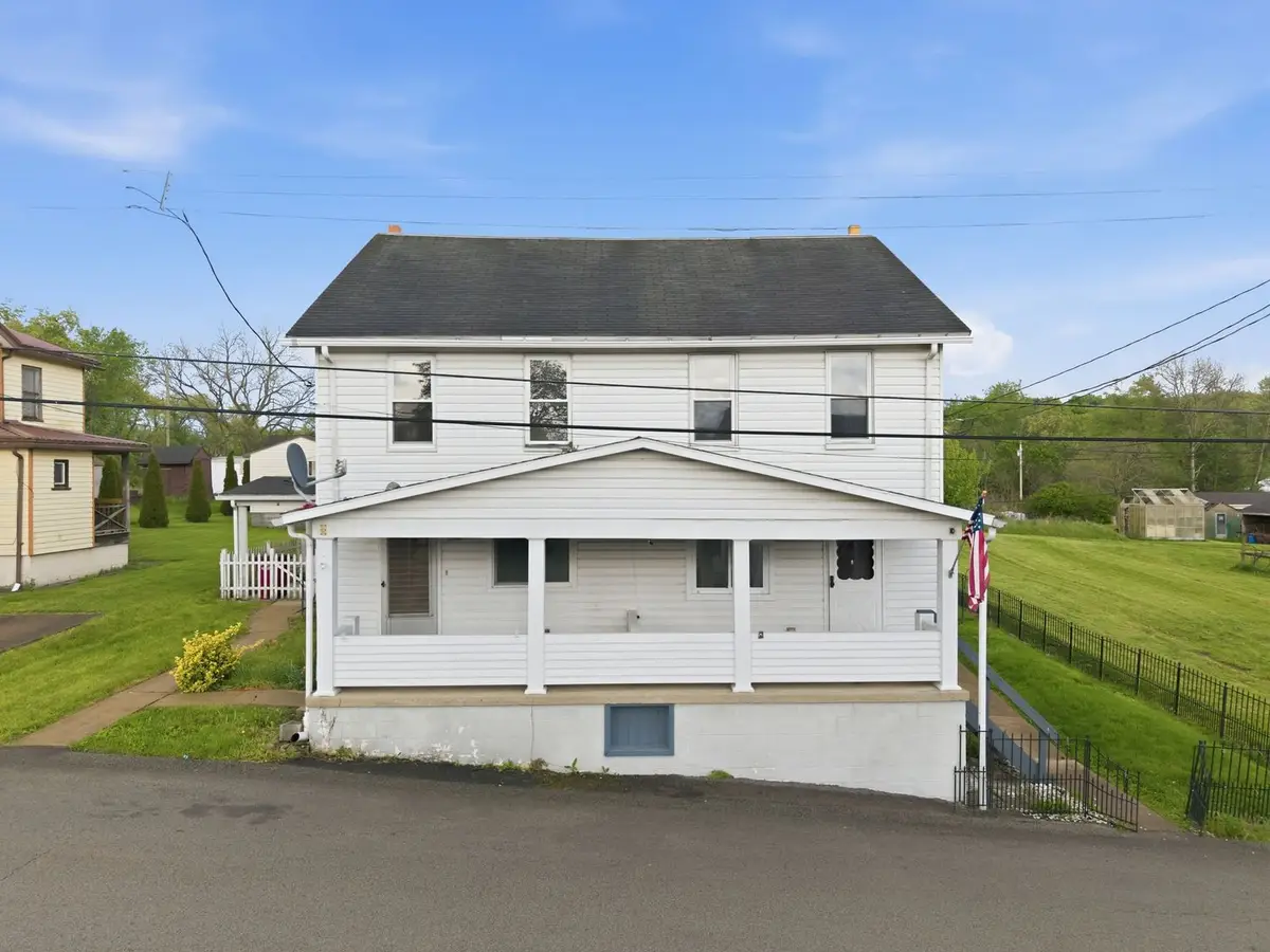 174/176 Roosevelt Way, Crabtree, PA 15624 - #1