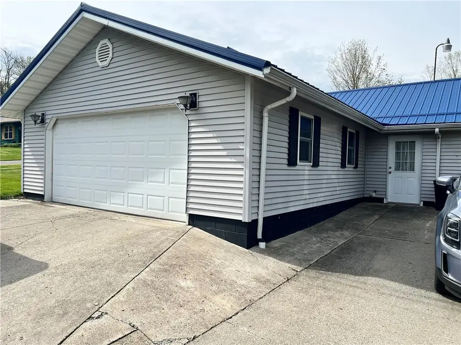 9 W Homer St, Greenville, PA 16125 - #3