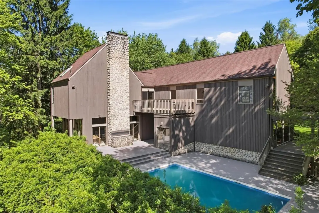 950 Blackburn Rd, Sewickley, PA 15143 - #1