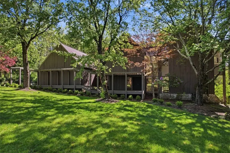 950 Blackburn Rd, Sewickley, PA 15143 - #2