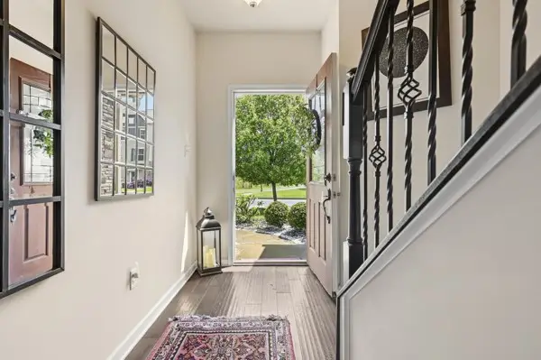 475 Fairmont Dr, Wexford, PA 15090 - #3