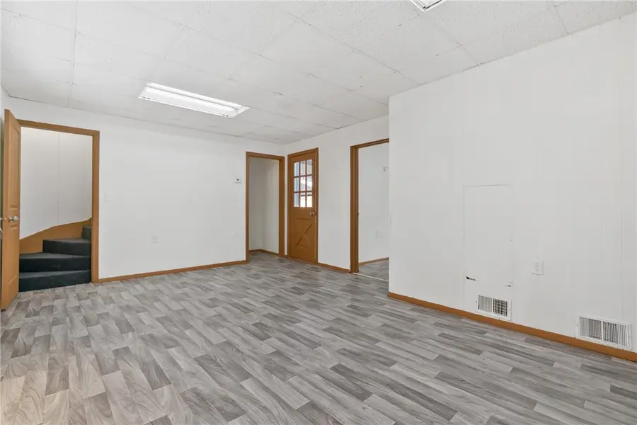 832 Delaware Ave, Glassport, PA 15045 - #2