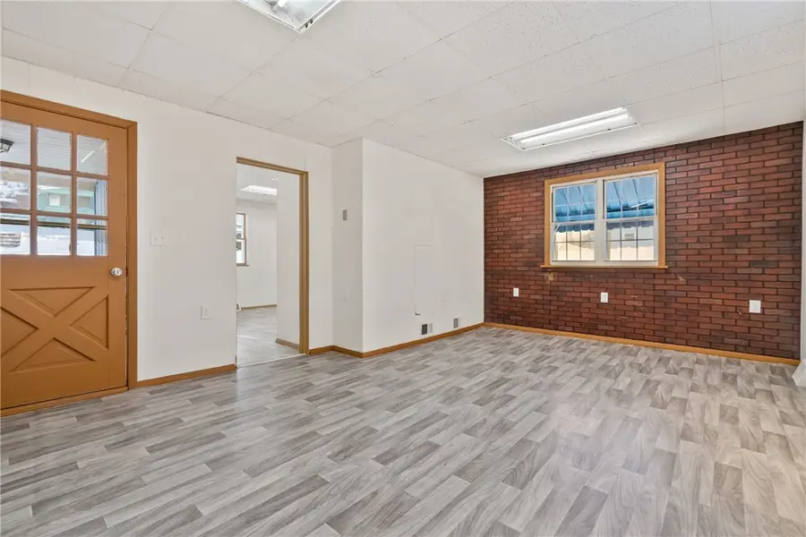 832 Delaware Ave, Glassport, PA 15045 - #3