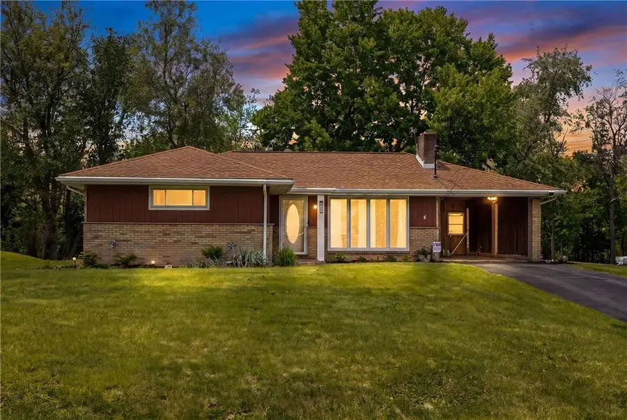 1348 Bechtel St, Monaca, PA 15061 - #2