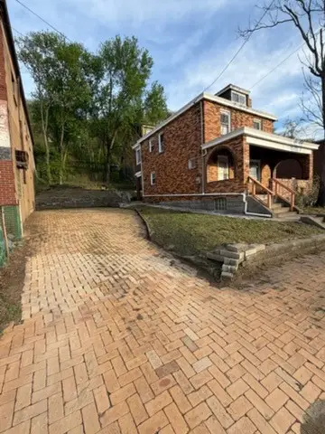 640 W 7th Avenue, West Homestead, PA 15120 - #2