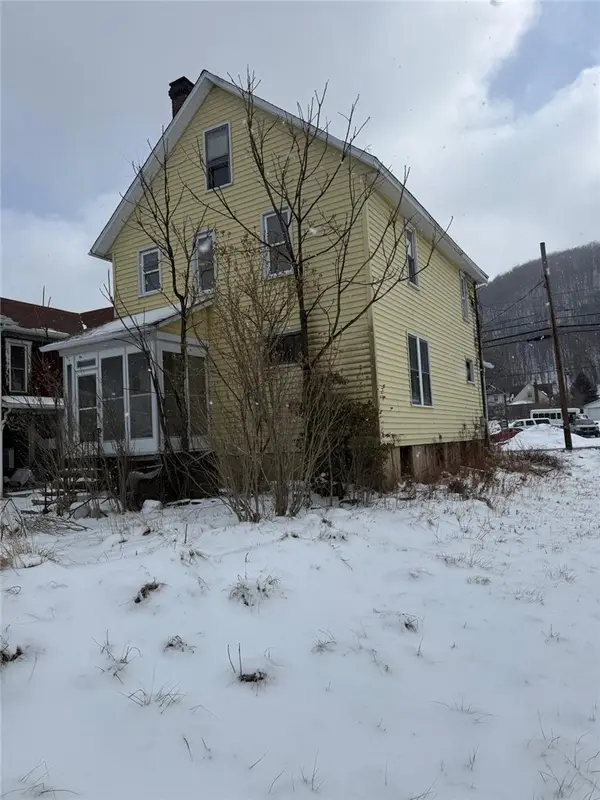 129 Cooper Ave, Johnstown, PA 15906
