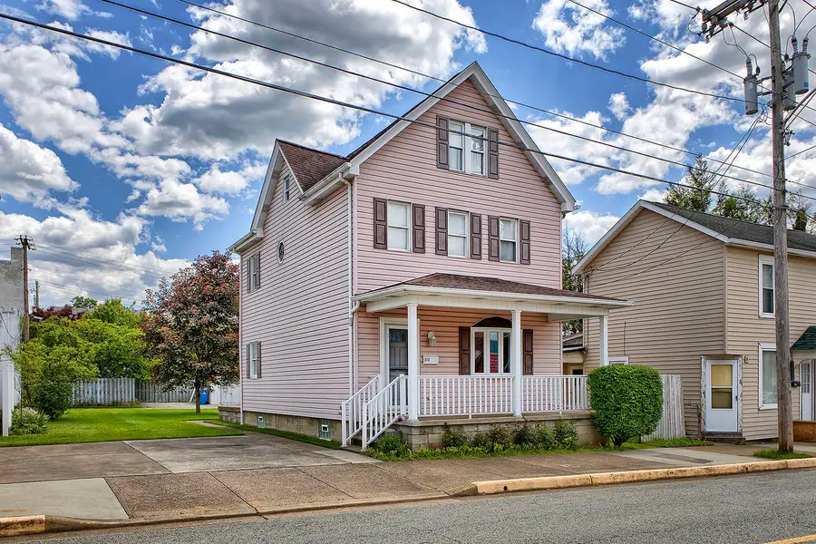 213 Chestnut Street, Latrobe, PA 15650 - #2