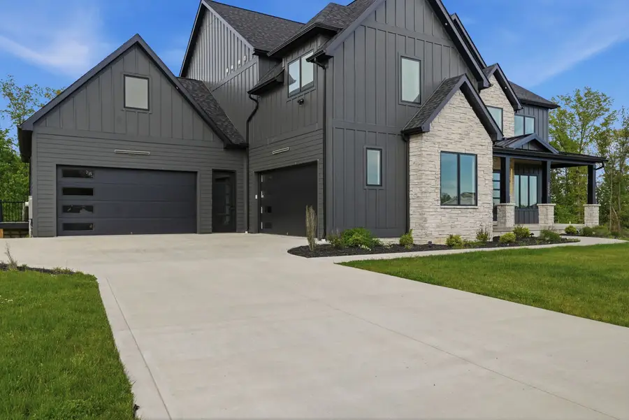 2026 Mallard Lane, Baden, PA 15005 - #2