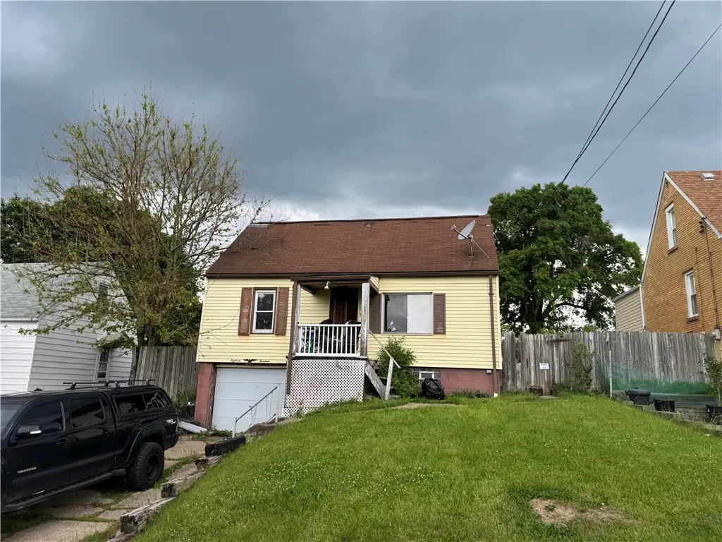 1814 Omar St, West Mifflin, PA 15122 - #1