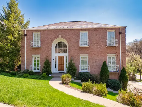 100 Rock Haven Lane, Pittsburgh, PA 15228