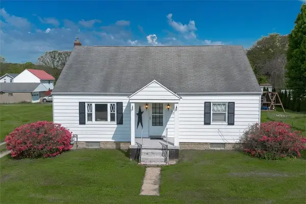 619 Painter Ave, Ford Cliff, PA 16228