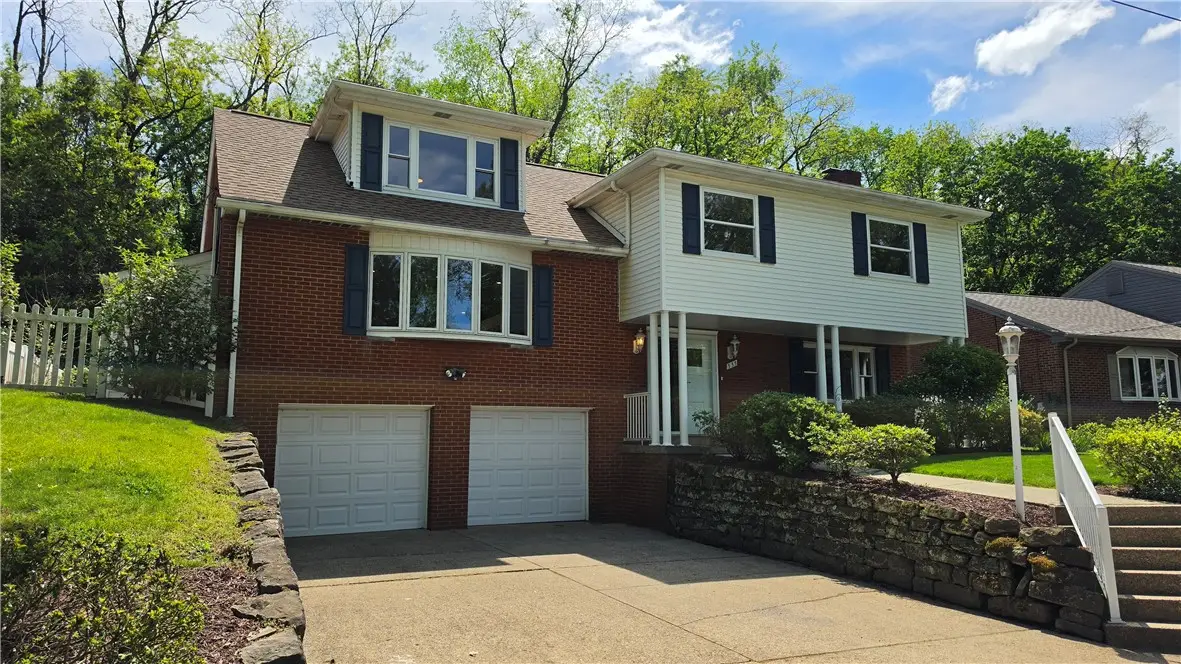 333 Stoneledge Dr, Pittsburgh, PA 15235 - #1