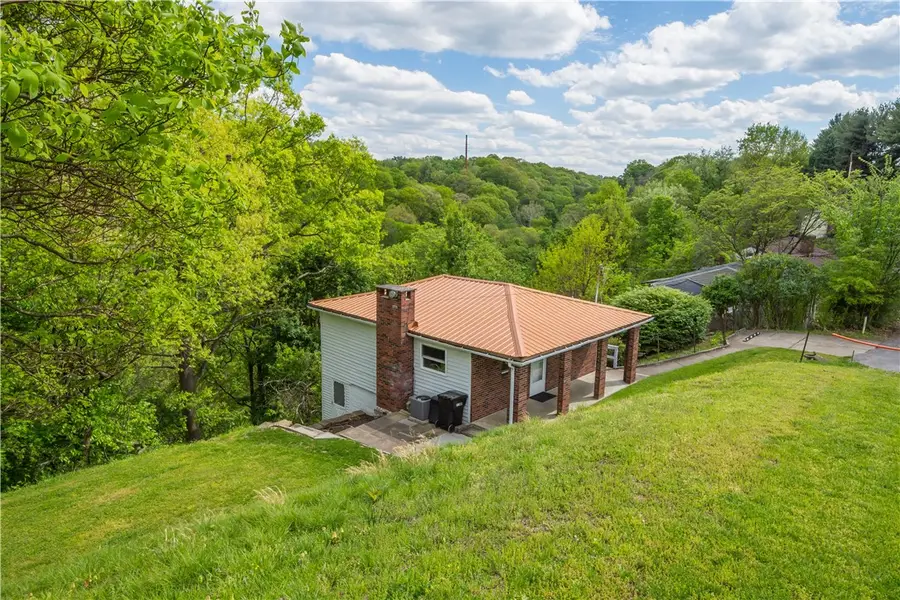 1511 Ridge Street, Coraopolis, PA 15108 - #2