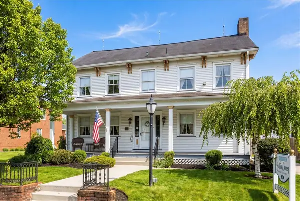 310 E Grandview Ave, Zelienople, PA 16063