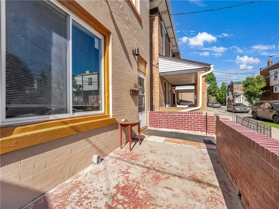 340 Ophelia St, Pittsburgh, PA 15213 - #2