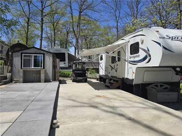 1150 West Park Rd Lot B177 Beaver Pass, Slippery Rock, PA 16057