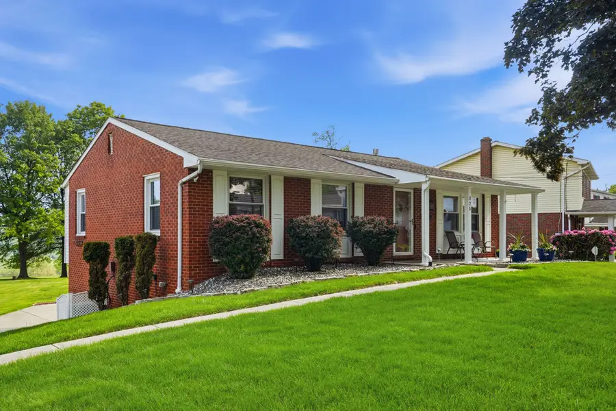 325 Mcwilliams Drive, Natrona Heights, PA 15065 - #3