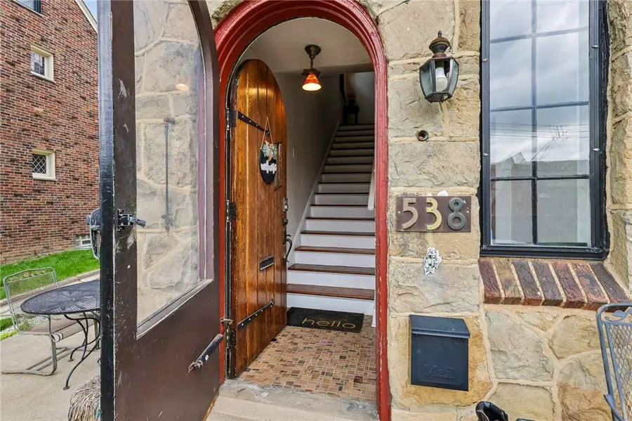 536&538 Lansdale Pl, Pittsburgh, PA 15228 - #3