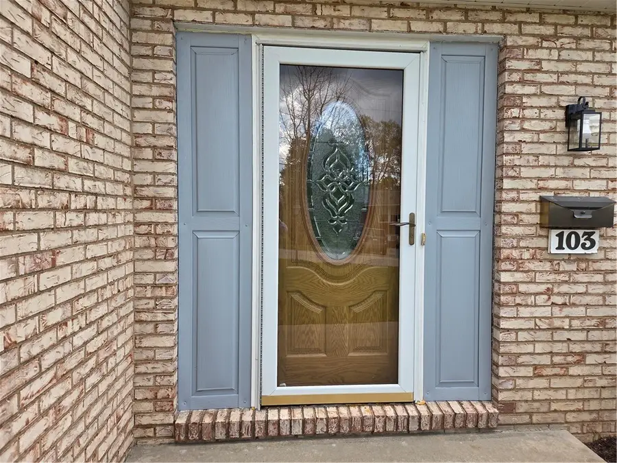 103 Autumn Dr, Trafford, PA 15085 - #2