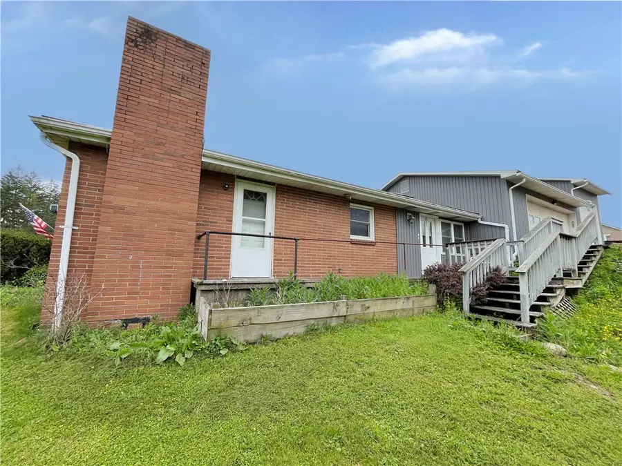 93 Penn St, New Bethlehem, PA 16242 - #3